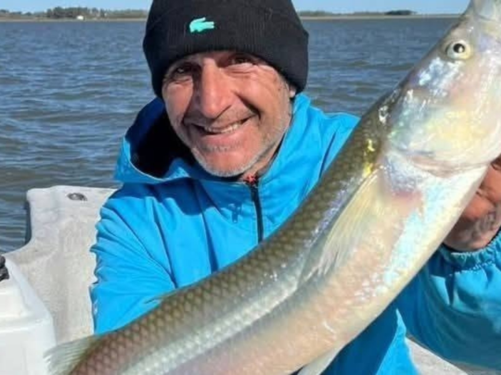 viento, frío y una laguna que es "un mar"