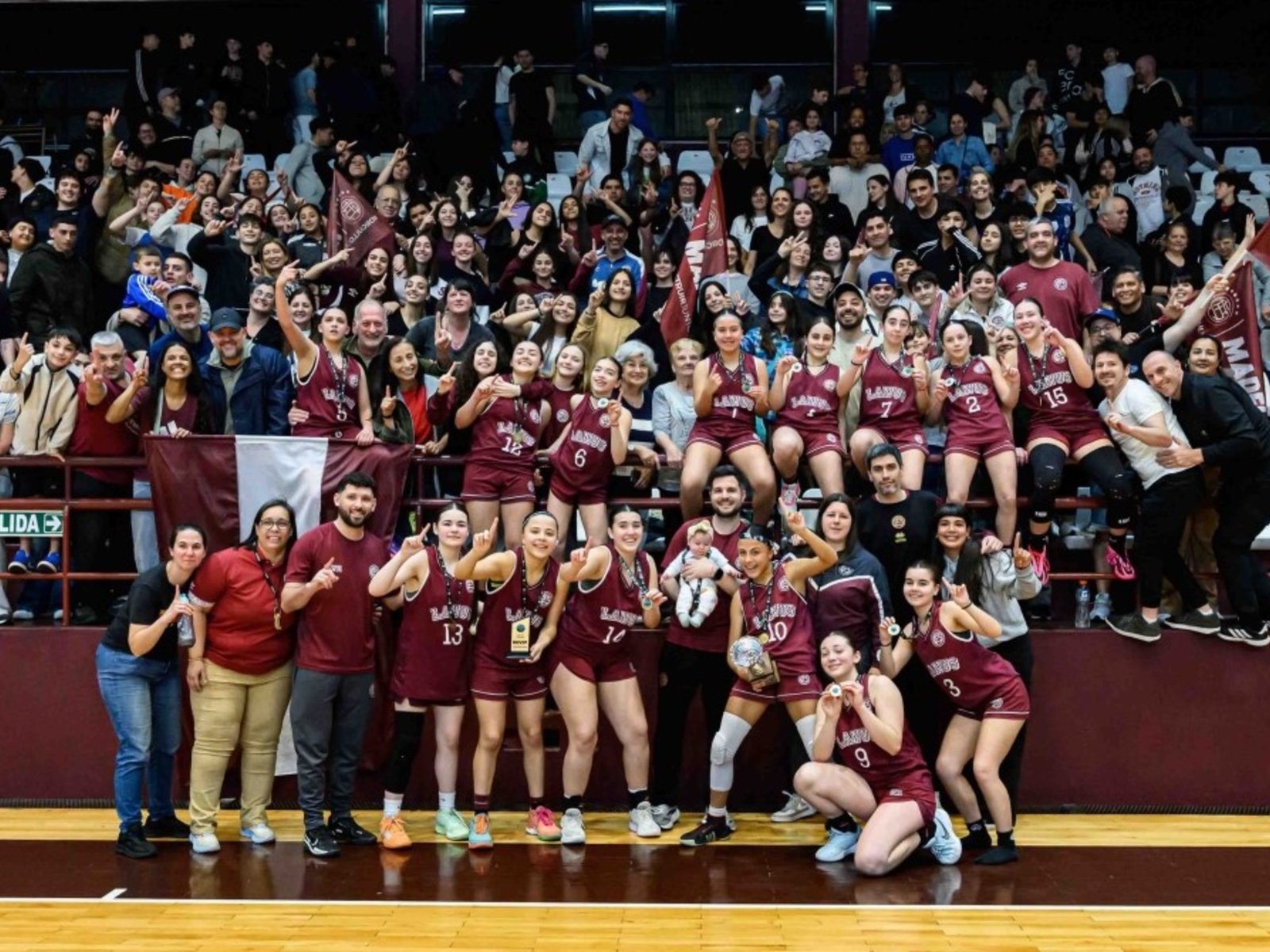 ¡Campeonas! Lanús ganó La Liga Federal Formativa Cadetes Femenina :: Olé