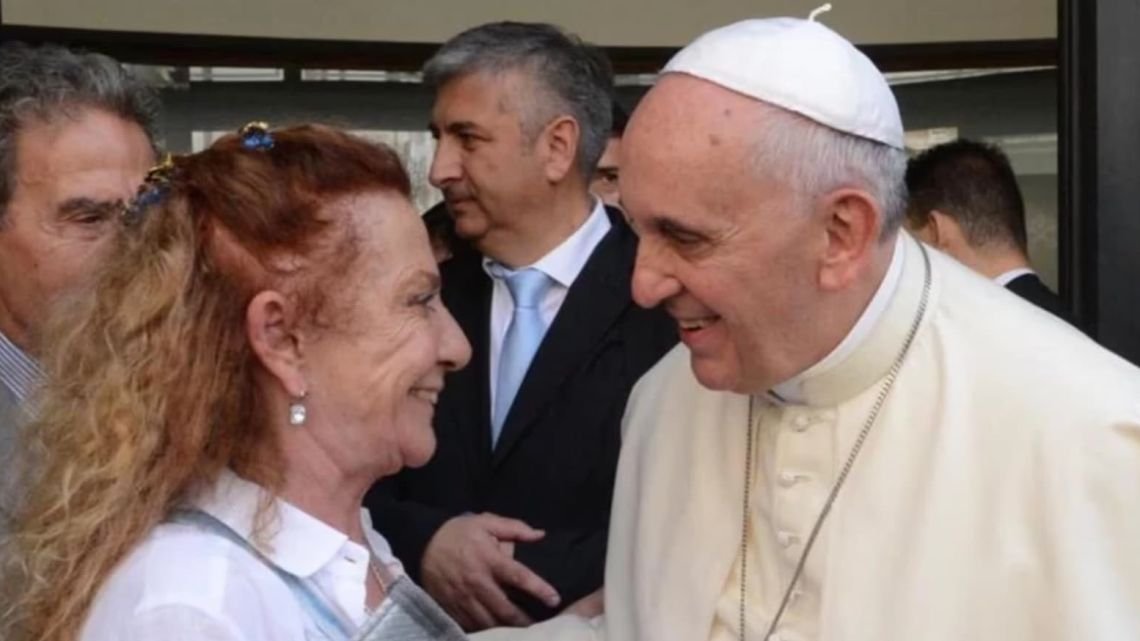 Alicia Barrios, amiga del papa Francisco, puso en duda el viaje de León XIV a la Argentina