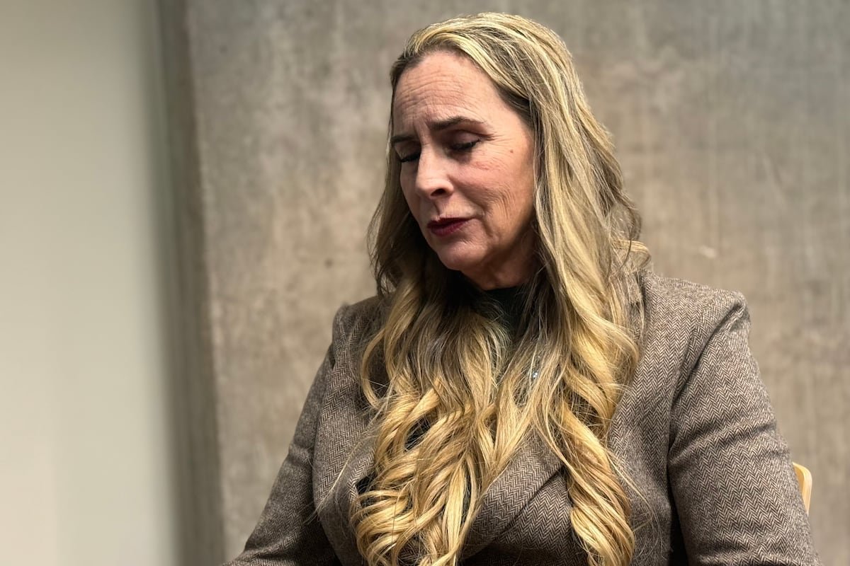 Bernardette Greene-Placentia: Una candidata al Congreso por Arizona denuncia que fue violada mientras arreglaba carteles electorales