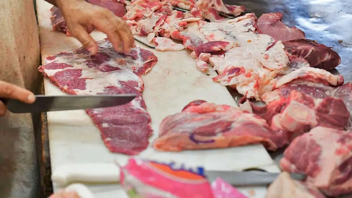 Cambios en la producción de carne vacuna, porcina y avícola: “Estamos frente al inicio de una revolución en las tres carnes”