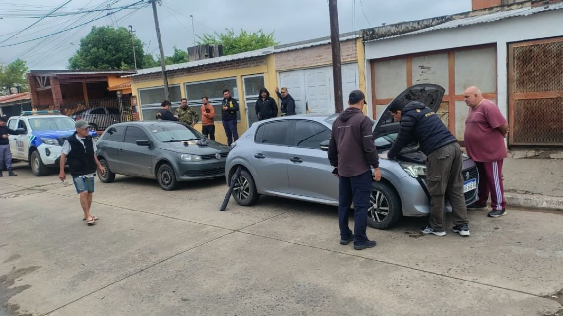 Chaco: escapó de la Policía y encontraron casi medio kilo de cocaína en el baúl de su auto