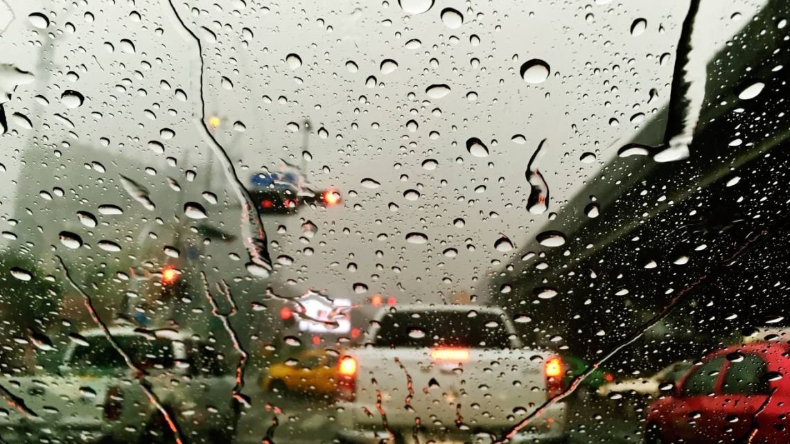 Cómo estará el clima este miércoles en el AMBA: alerta por tormenta y ráfagas intensas