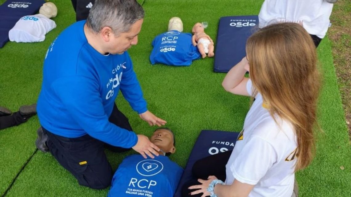 Con una caminata de 4.500 personas, Fundación OSDE llevó una jornada de salud y bienestar a Villa María