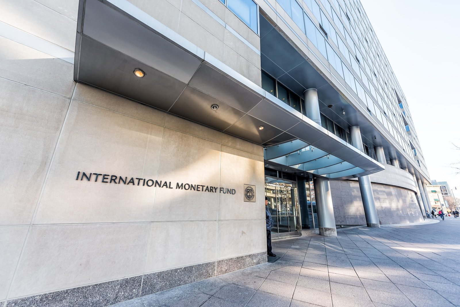 El FMI prevé que la inflación en Estados Unidos repunte en 2026 antes de moderarse el próximo año