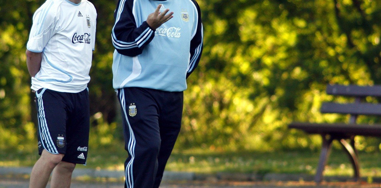El Profe Salorio, el hombre que recibió a Messi en su primer día en Ezeiza, lo despide: “Nunca habrá nada igual”