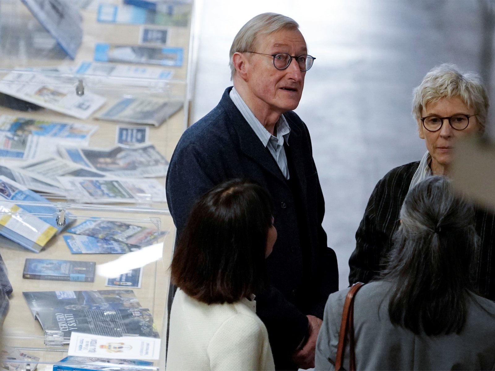 El inglés Julian Barnes recibió el Princesa de Asturias y confirmó que, por el cáncer, no publicará más libros