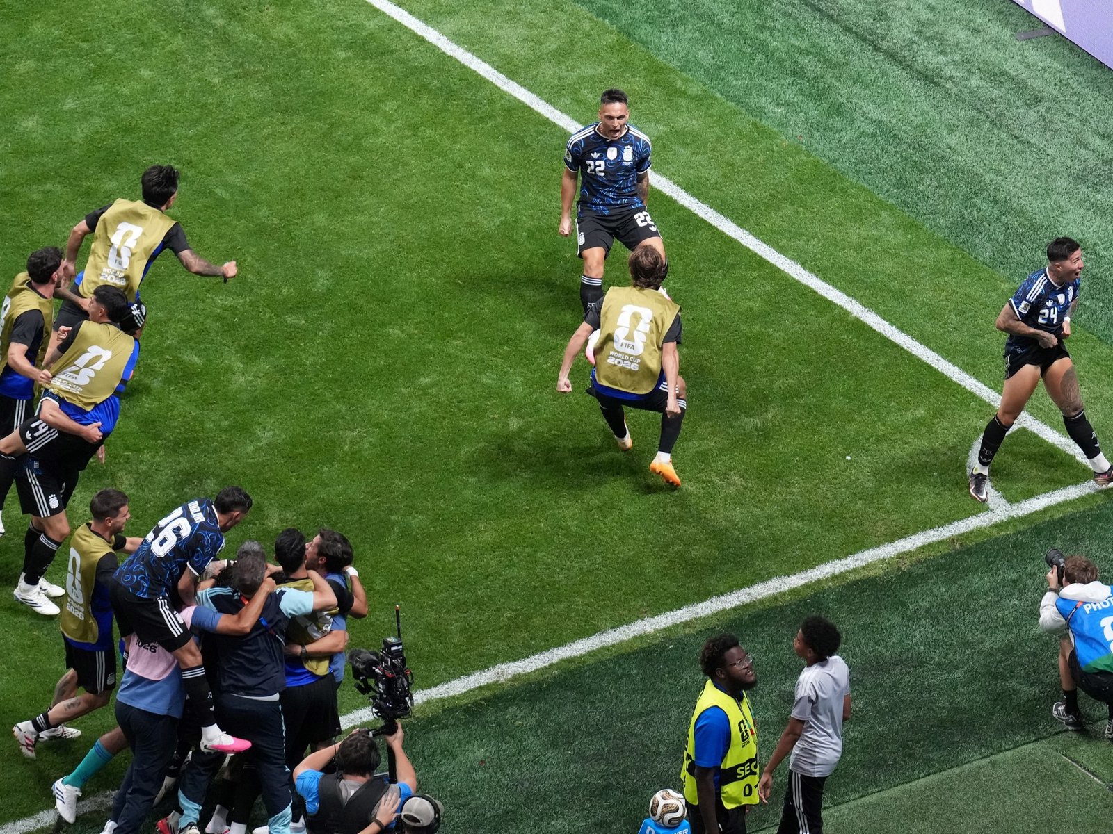 FIFA publicó un video inédito a cien días de la victoria argentina