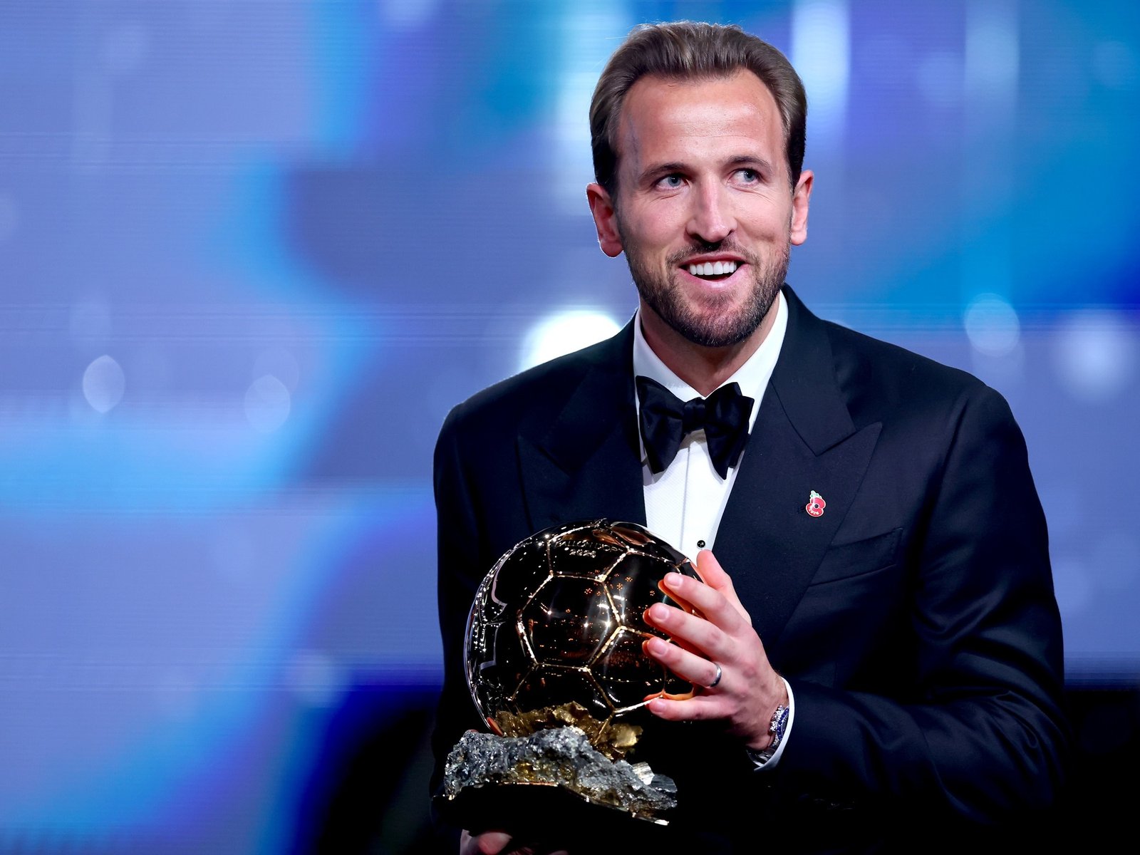 Histórico, Harry Kane les arrebató el Balón de Oro a Mbappé y Lamine Yamal: qué lugar ocupo Messi