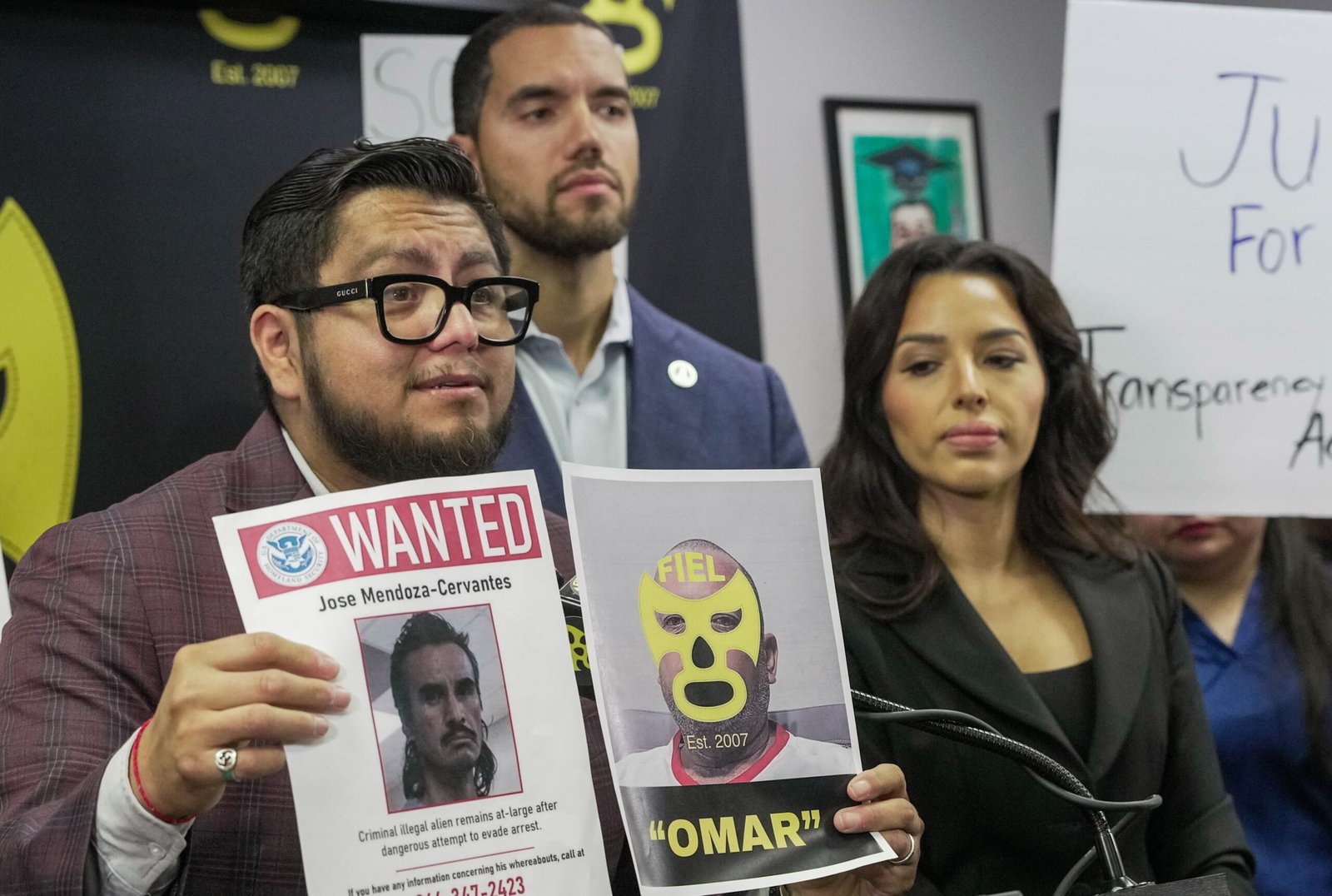 Imputado el agente del ICE que atropelló a un inmigrante mexicano en Houston mientras buscaba a un hombre fallecido