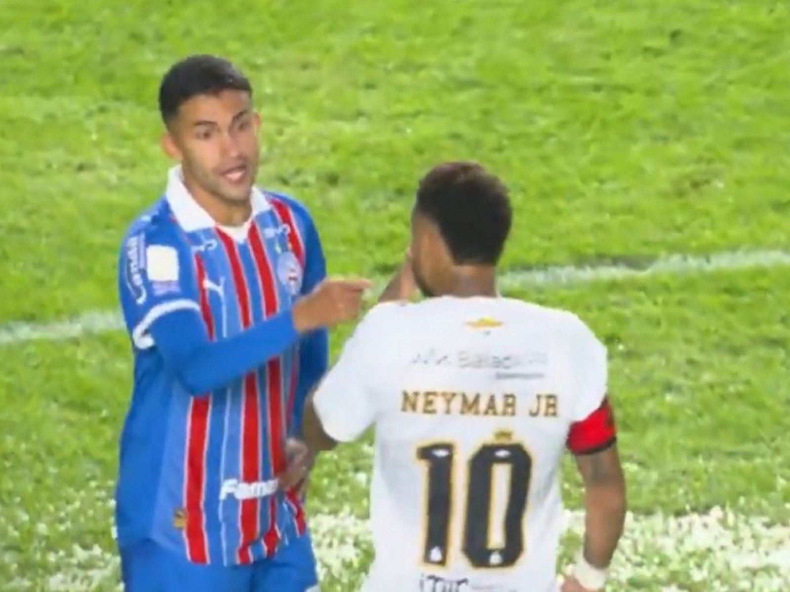 Increíble: Neymar se fue expulsado ¡por taparse la boca! en el partido de Santos :: Olé