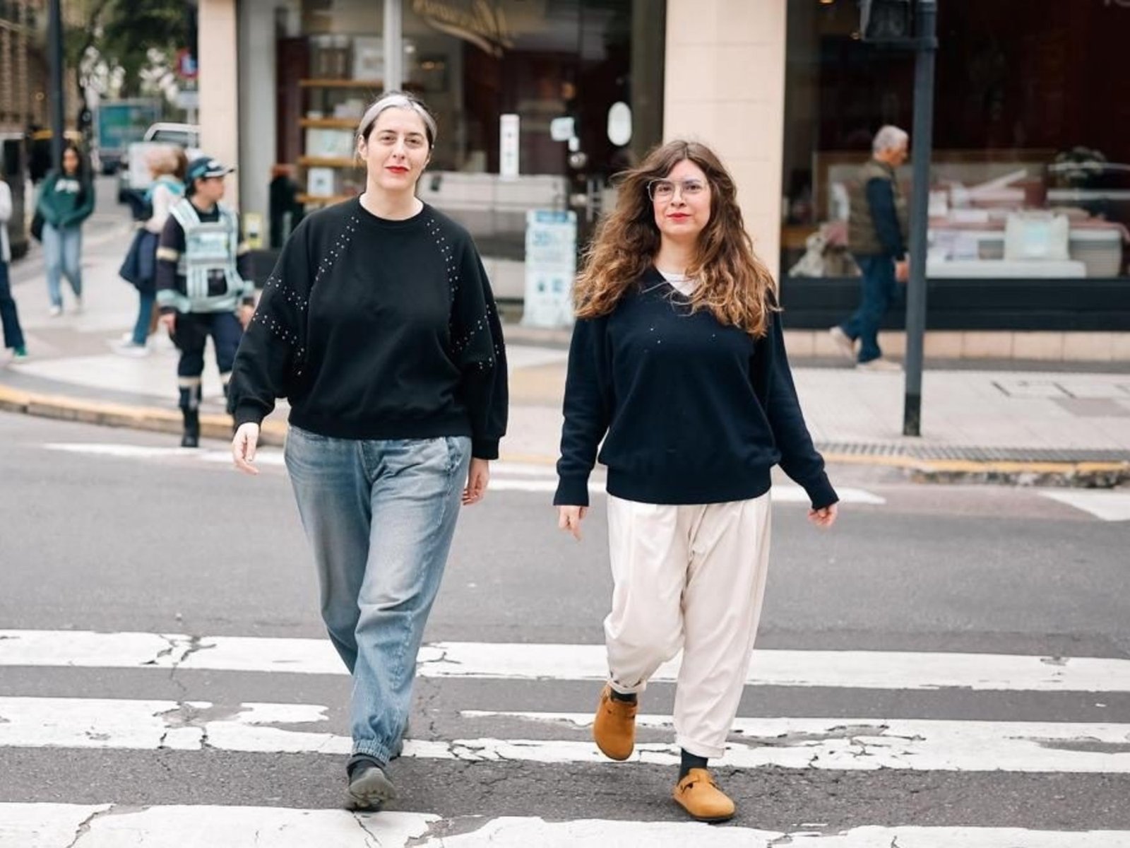 Isa Calderón y Lucía Lijtmaer, creadoras del podcast Deforme semanal: “El fascismo es ignorancia”