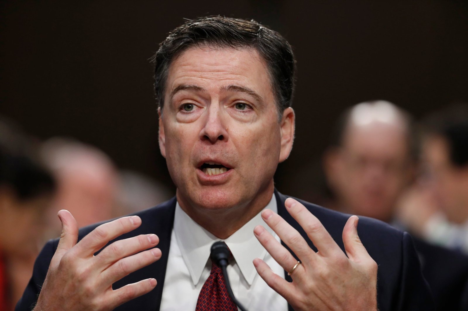 La Administración de Trump intenta procesar por tercera vez al exdirector del FBI James Comey