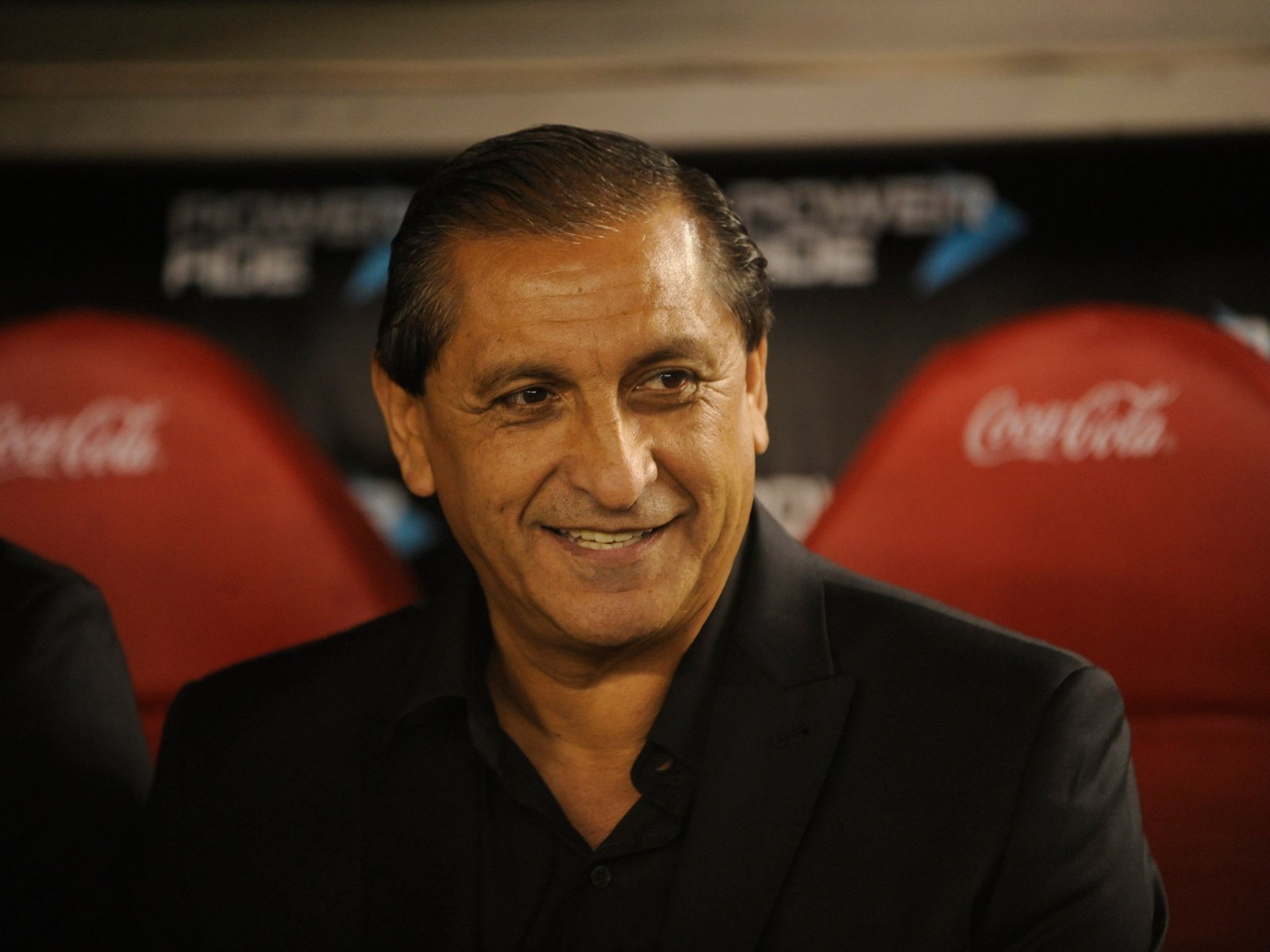 La figura de Ramón Díaz vuelve a sobrevolar en River, pero la dirigencia desmiente contactos para reemplazar a Ponzio