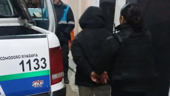 Le dio un cabezazo en una cervecería y le hizo perder un diente