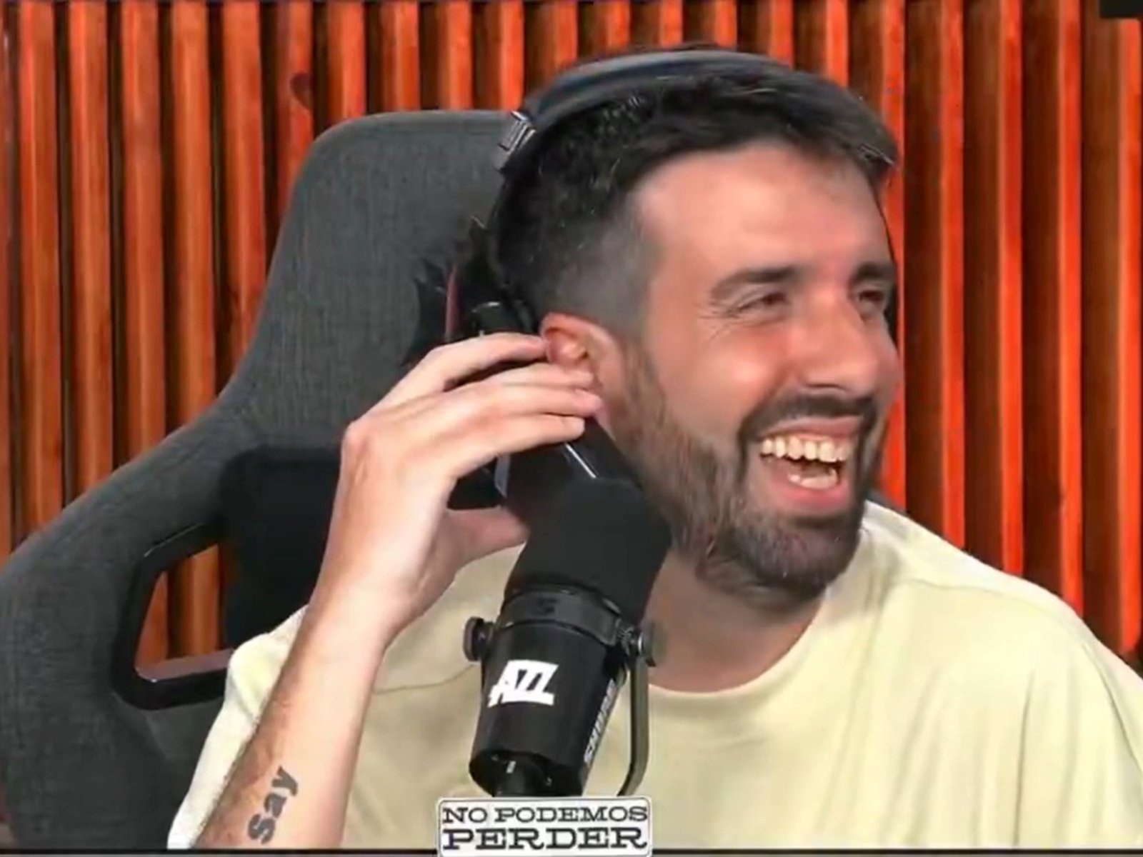 "Sabés qué asado nos comimos, estamos hechos mierda..."