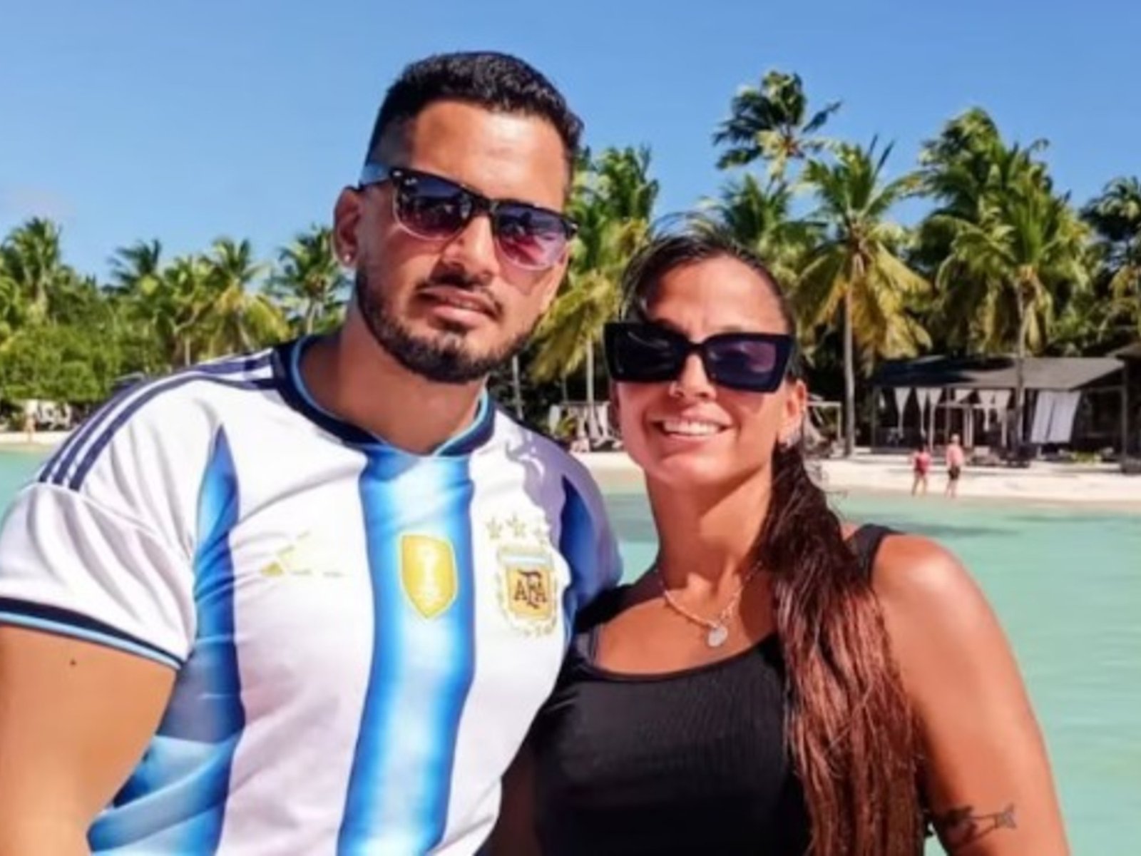 Un argentino murió al chocar su moto contra un camión que llevaba materiales de construcción en Punta Cana
