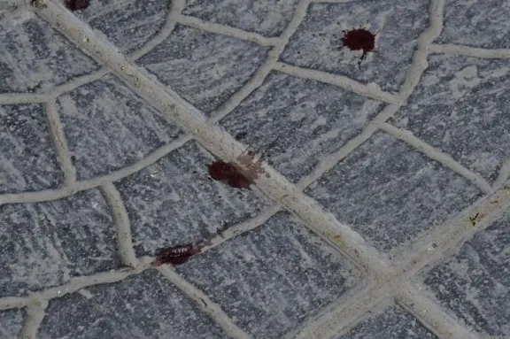 Un joven quedó inconsciente tras una golpiza a la salida de un boliche: tres detenidos