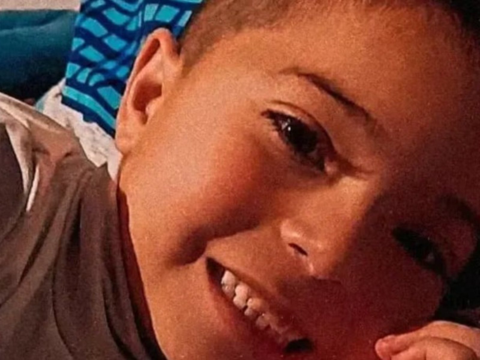 activaron la Alerta Sofía por la desaparición de un nene de 5 años al que su madre retiró del colegio pese a una restricción judicial