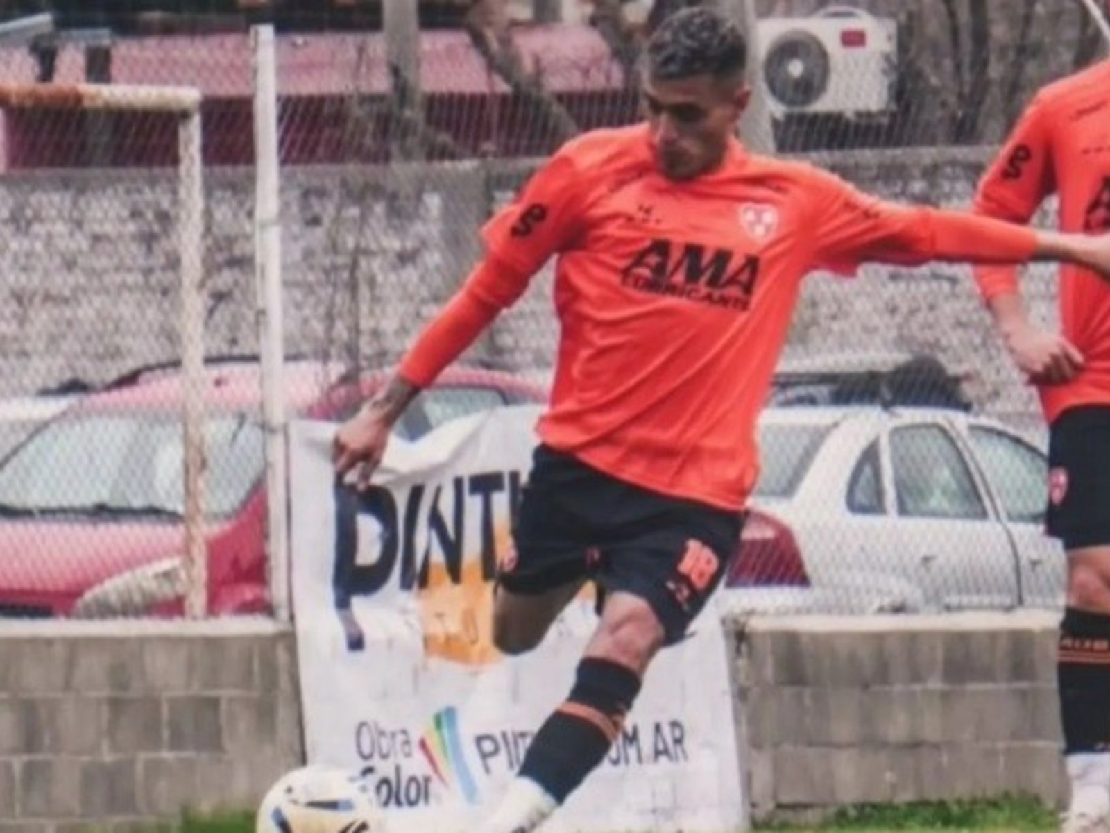 de quedar libre y sufrir un juicio público por un video viral a jugar una final por el ascenso con Berazategui