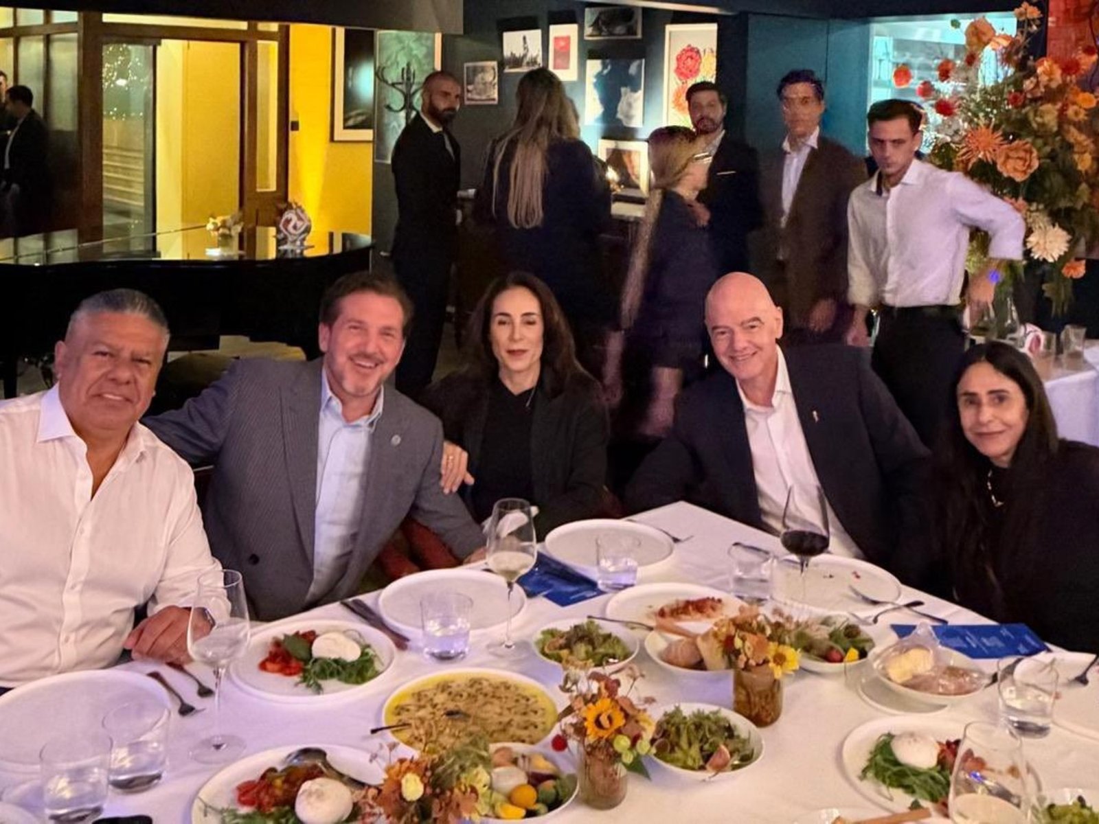 la desafiante respuesta a la foto de Di Carlo con Verón y la trastienda de los dos dirigentes que lo acompañaron