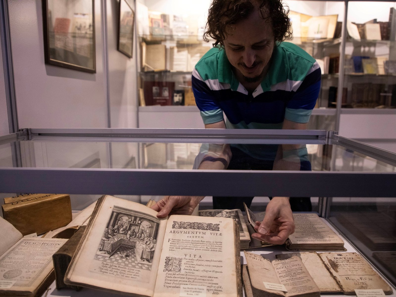 los tesoros que ofrecerá la Feria del Libro Antiguo